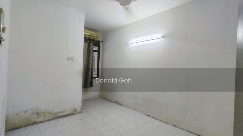 Gunung Rapat Single Storey Terrace House For Sale - 5