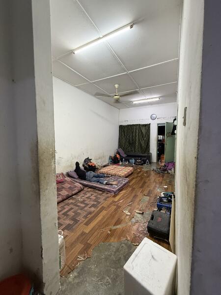 Taman Johor Jaya - 4