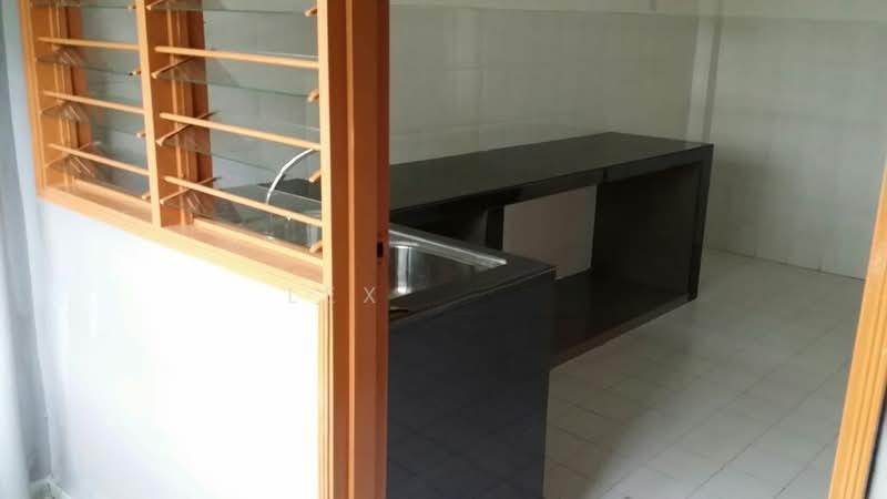 Lily & Jasmine Apartment - 3