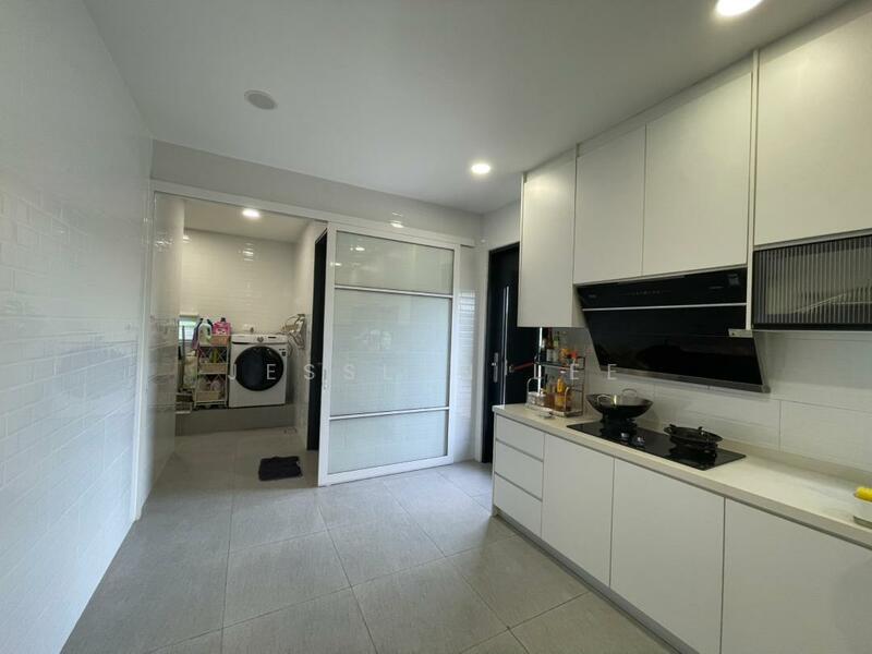 Kajang East - 3
