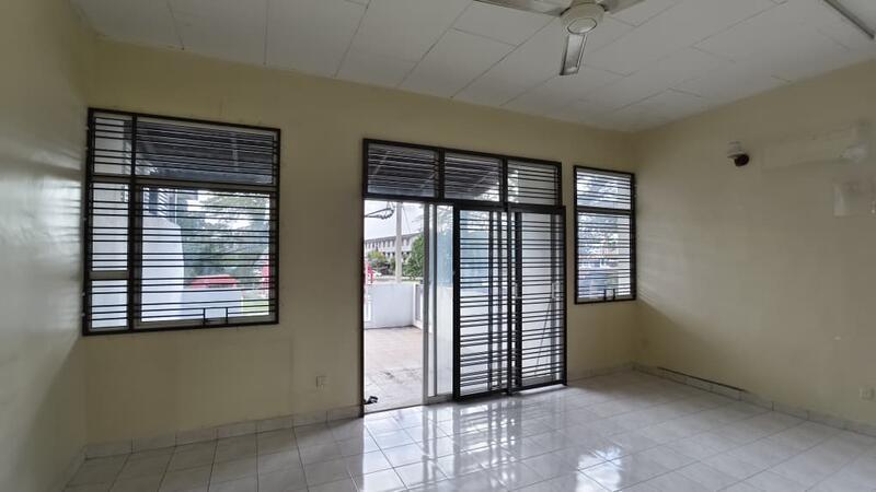 Double Storey Terrace Corner Lot at Bagan Lalang for Sale - 2