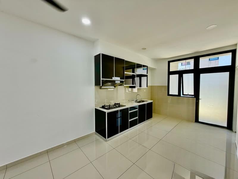 Sunway Citrine Lakehomes - 4