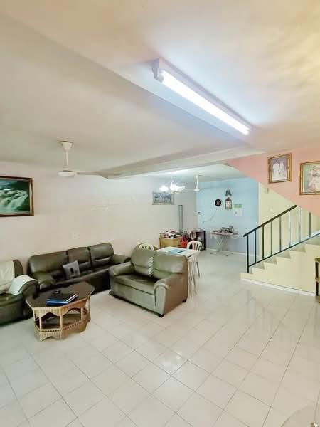 Taman bersatu kluang - 1