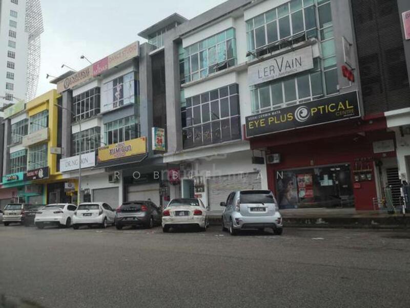 Taman Austin Heights - 4