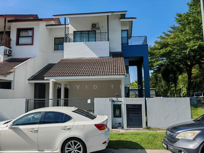 3-storey Terraced House at Lake Fields - 4