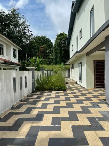 Taman Desa Meringin - 3