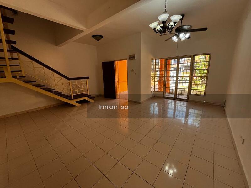 Taman Desaria, Nilai - 2