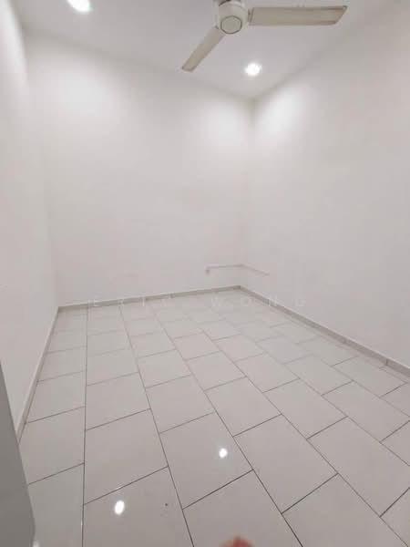 Gelang patah Setia Eco Garden - 3