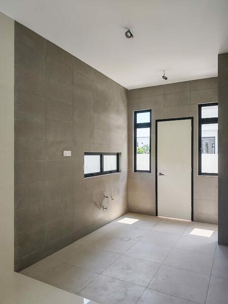 Danga Sutera Double Storey Semi D Brand New Unit - 5