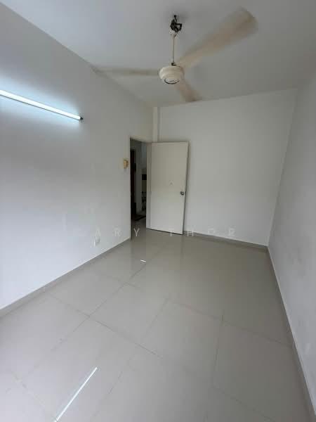 Desa Permata Sapphire Block 15 - 3