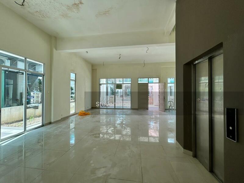 Royale Heights @ Taman Lembah Indah - 1