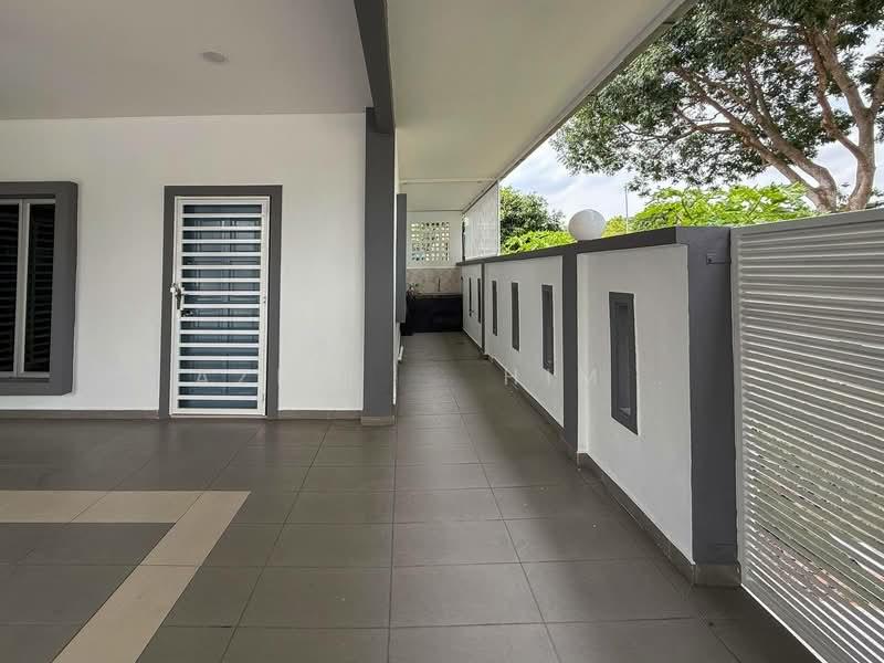 Bandar Saujana Putra - 2