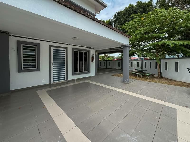 Bandar Saujana Putra - 4