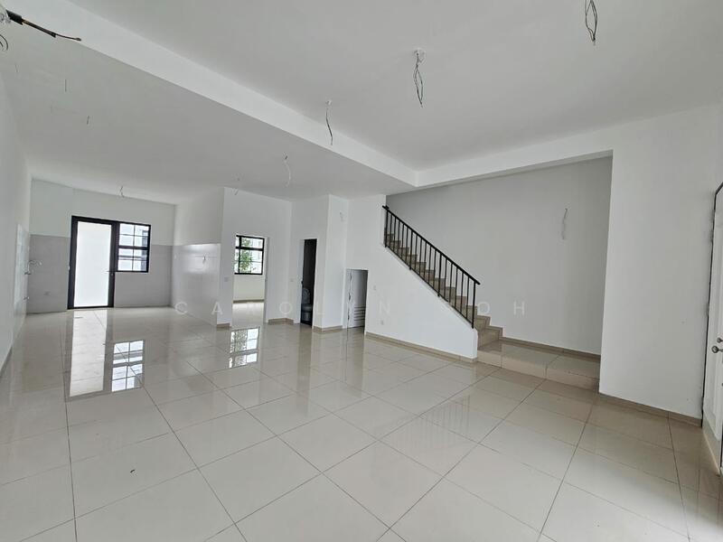 Attleborough / Tate Bilston 22'x65' @ Eco Botanic - 2