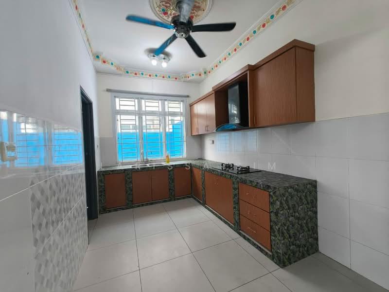 Full Loan Link Bungalow @ Mutiara Rini - 4