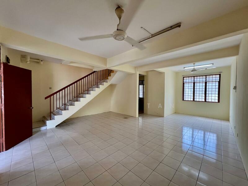 Bandar Armada Putra - 1