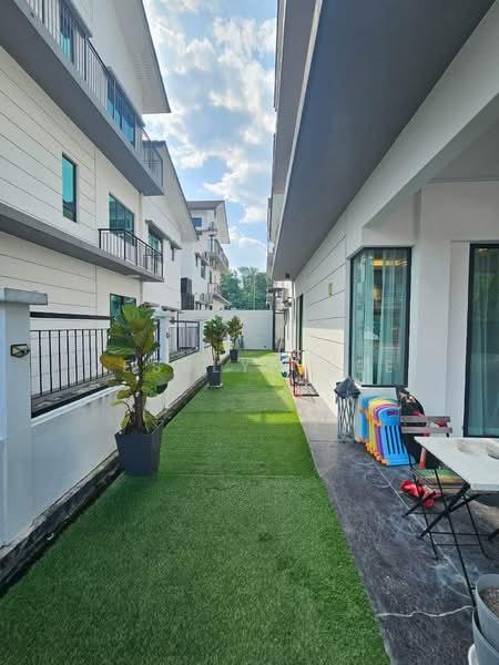 Villa Astana Kajang Semi D 3 Storey - 4