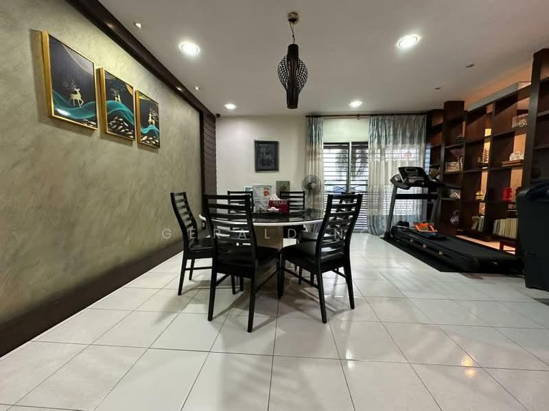 BUKIT INDAH BANDAR NUSAJAYA - 4