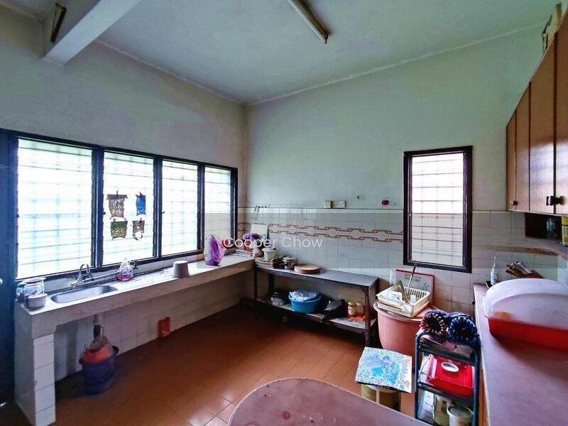 Bungalow at SS1, SS 1, Kampung Tunku, PJ, Petaling Jaya - 5