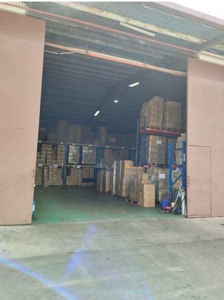 Tenanted! Industrial Warehouse Seksyen 32 Kota Kemuning - 2