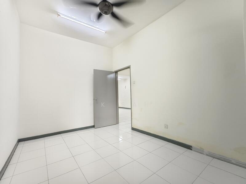 (FULLY RENOVATED + FACING OPEN) TTDI GROVE @ KAJANG - 3