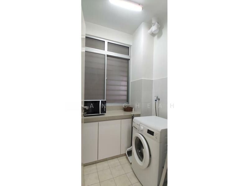 Metropolitan Square - 4