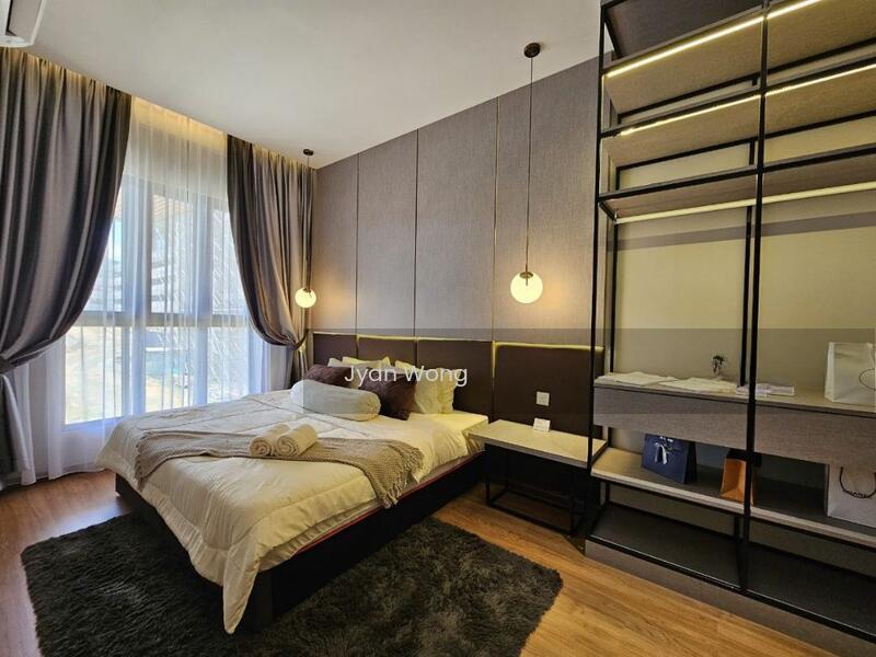 Eco Peak Residences - 1