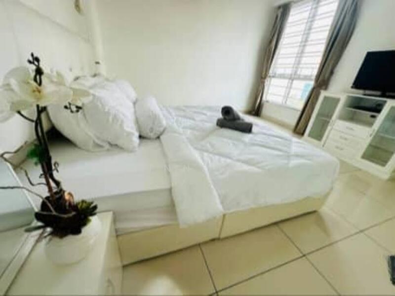 Mansion One - 2