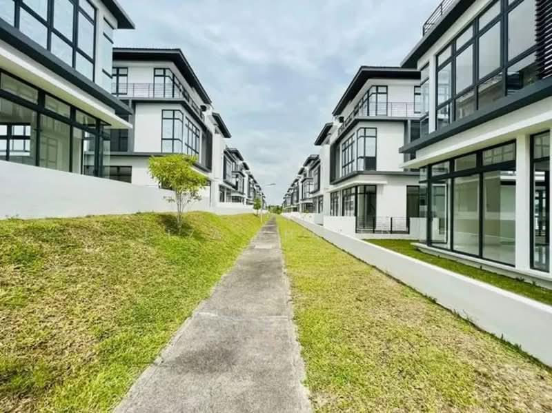 Senna Residence 3 Storey Semi-D Presint 12 Putrajaya - 3