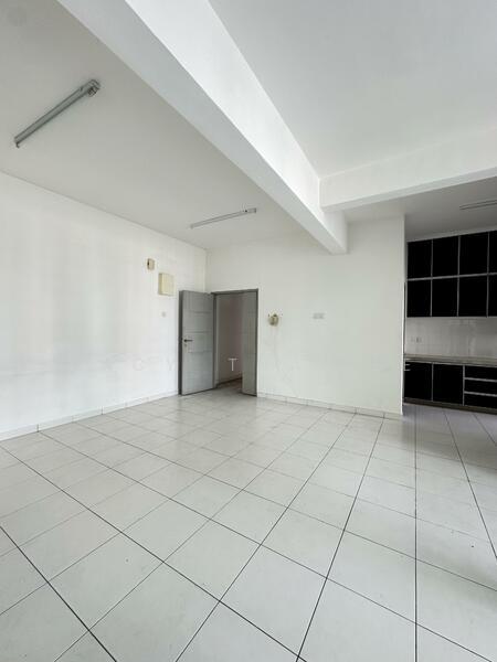 The Golden Triangle Condominium - 5