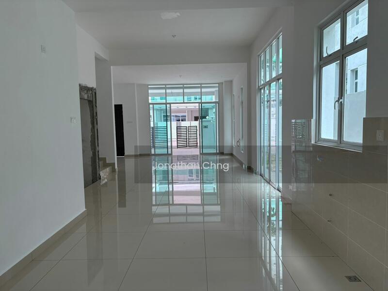 3 Storey Bungalow @ Bukit Gambier - 1