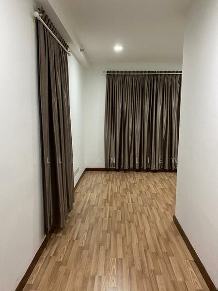 Shaftsbury Residence - 2