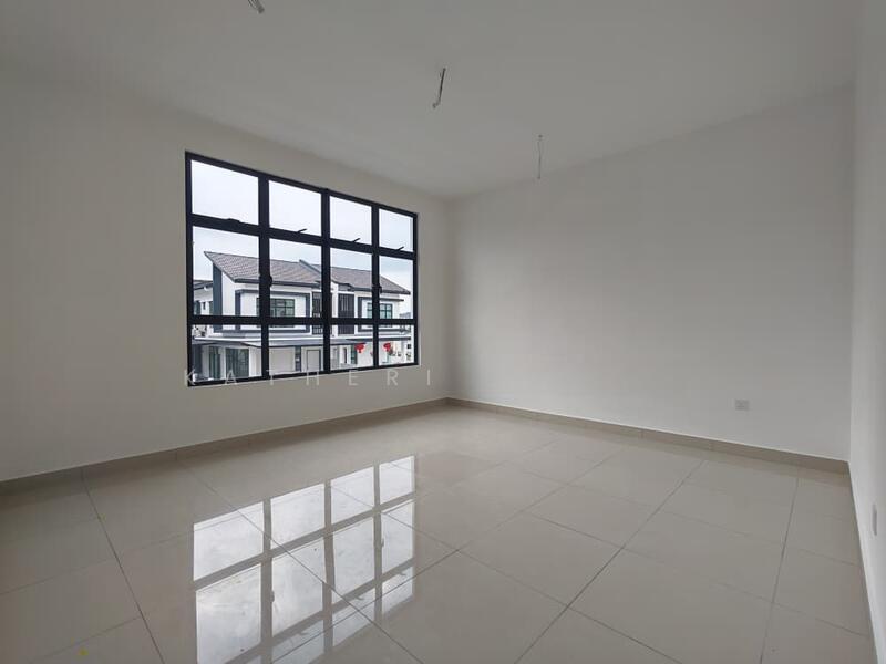 Taman Mutiara Maju - 4