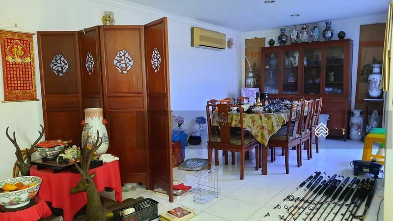 Bungalow at Taman Danau Desa - 4