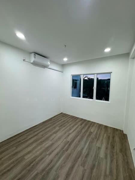 Selesa Puteri Condominium - 5