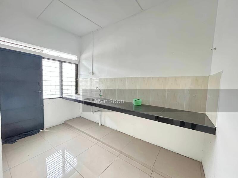 Terrace house at Taman Chepor Jaya - 4