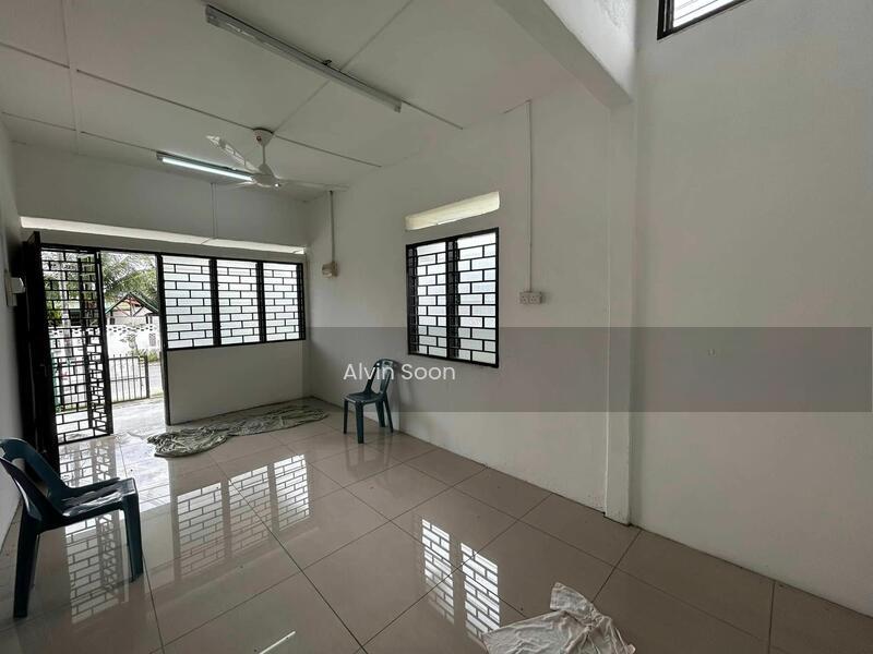 Terrace house at Taman Chepor Jaya - 3