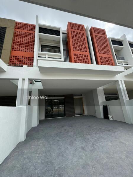 3-storey Terraced House at Happy Garden - 2