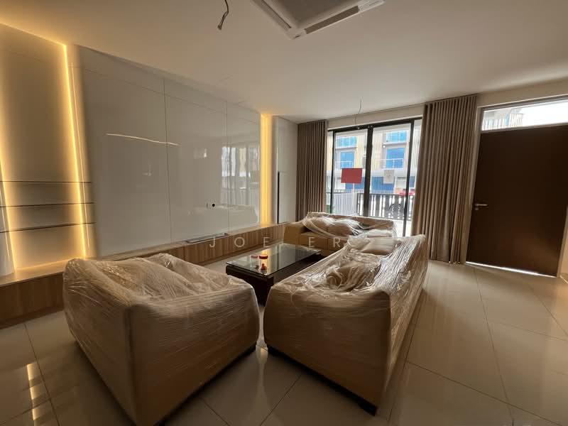 Taman Puchong Legenda - 4