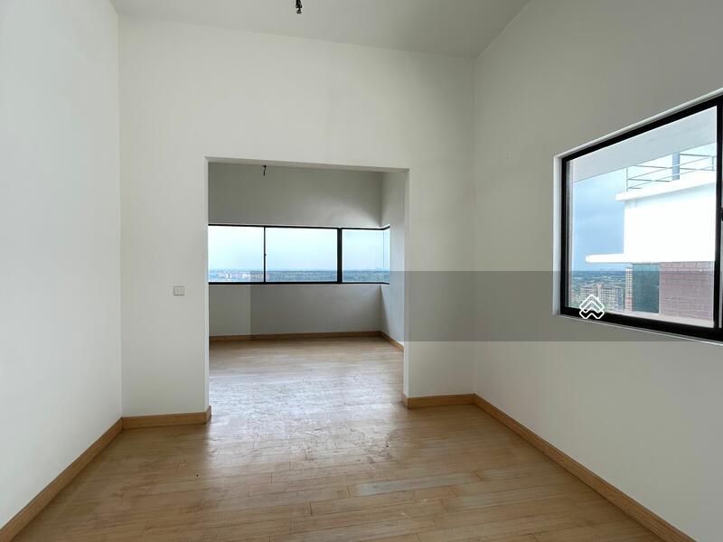 Semi-D house at Putra Heights - 4