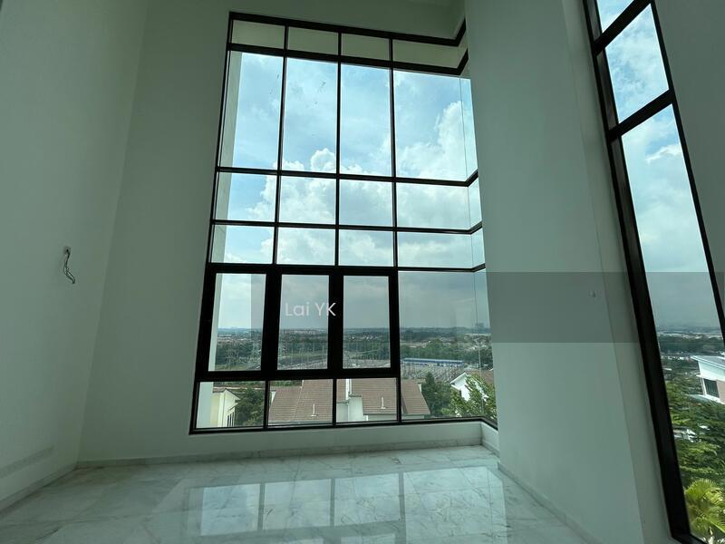 Semi-D house at Putra Heights - 3