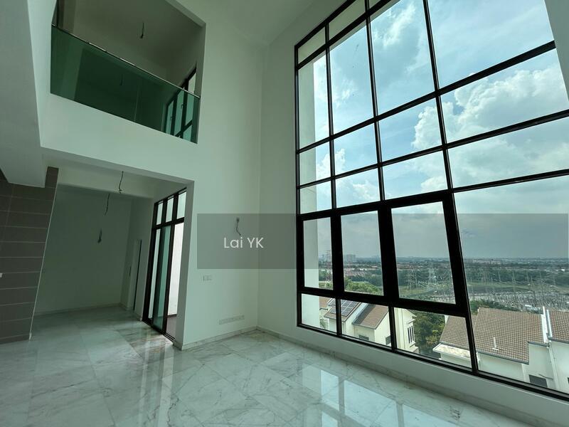 Semi-D house at Putra Heights - 4