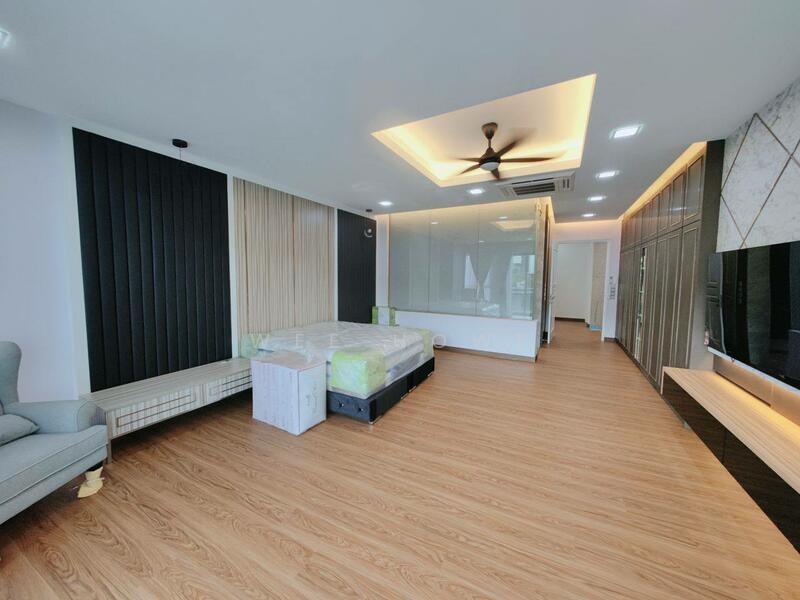 Taman Sri Intan - 4