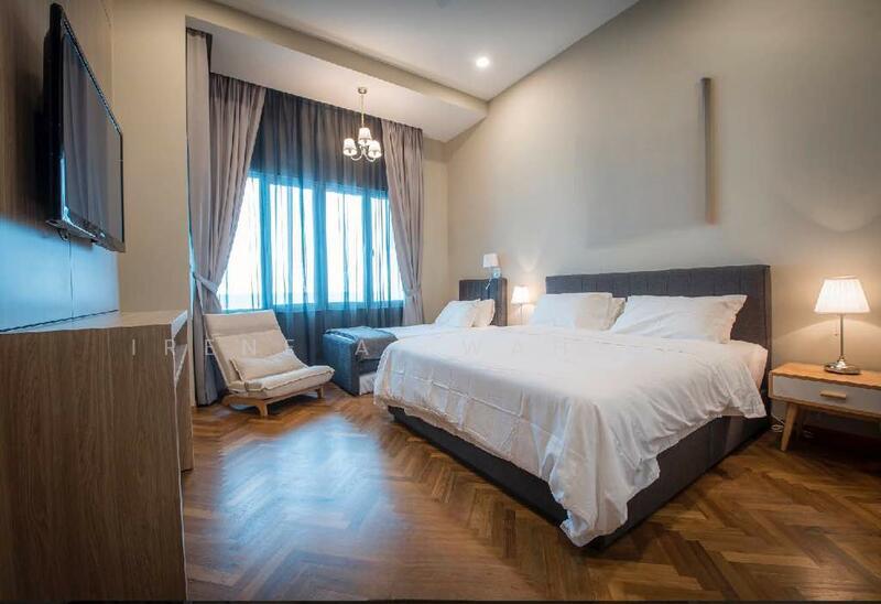 Straits Quay (The Suites at Waterside) - 4