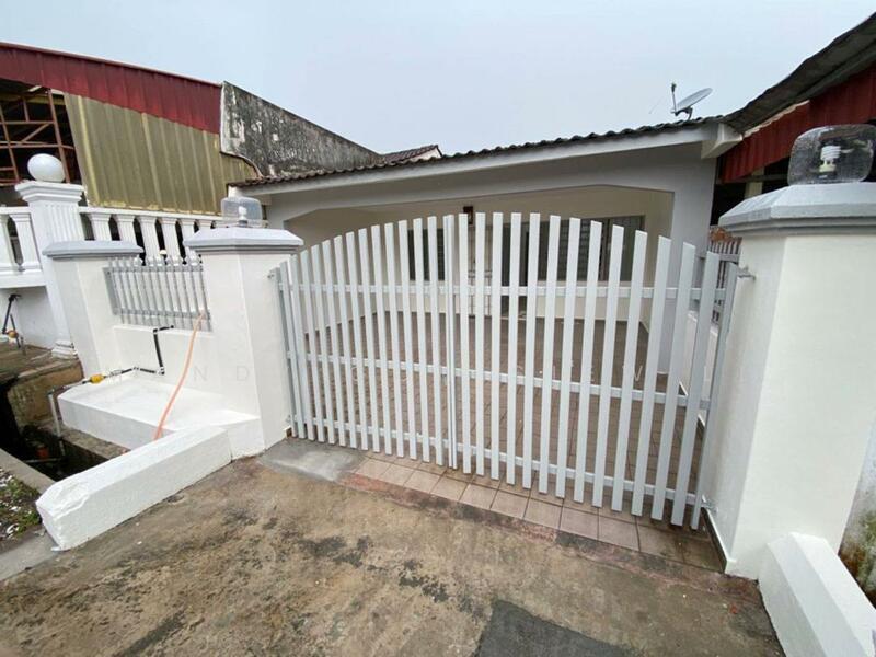 Taman Universiti Single Storey - 1