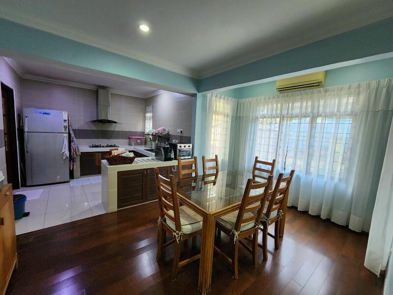 Bungalow at Sri Damai - 3