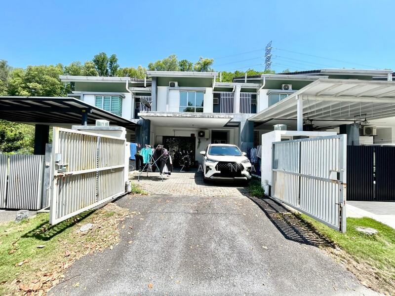 Laman Orkid Nilai Impian - 2