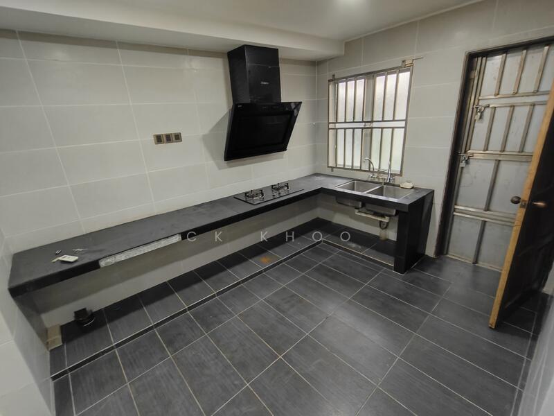 Taman Universiti Indah - 1