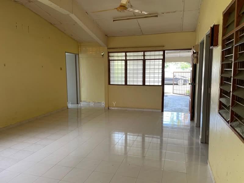 Taman seri Bayu Single storey (Corner House) - 2