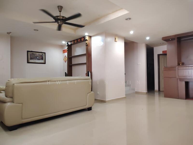 Taman Inderawasih - 4